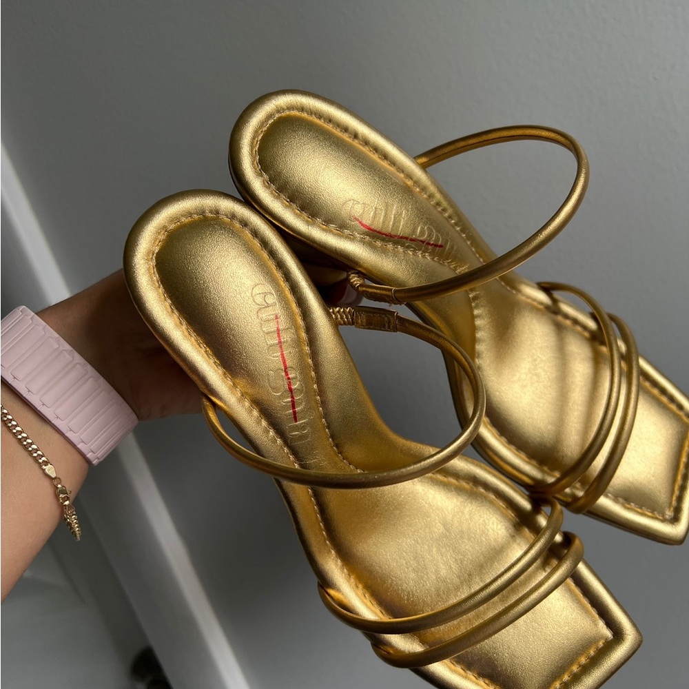 Cult Gaia Gold Sandals size 37M - Picture 7 of 9